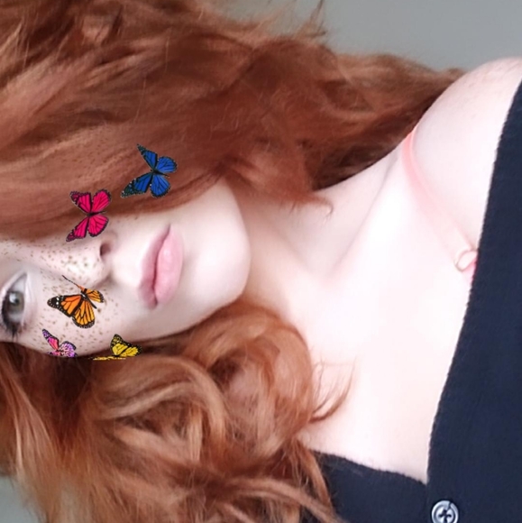 Meet your Posher, Chloe - Picture 1 of 1